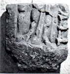 fragment stèle
